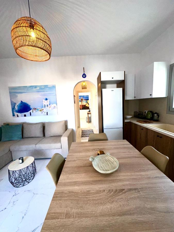 Santana Apartments Периволос Екстериор снимка